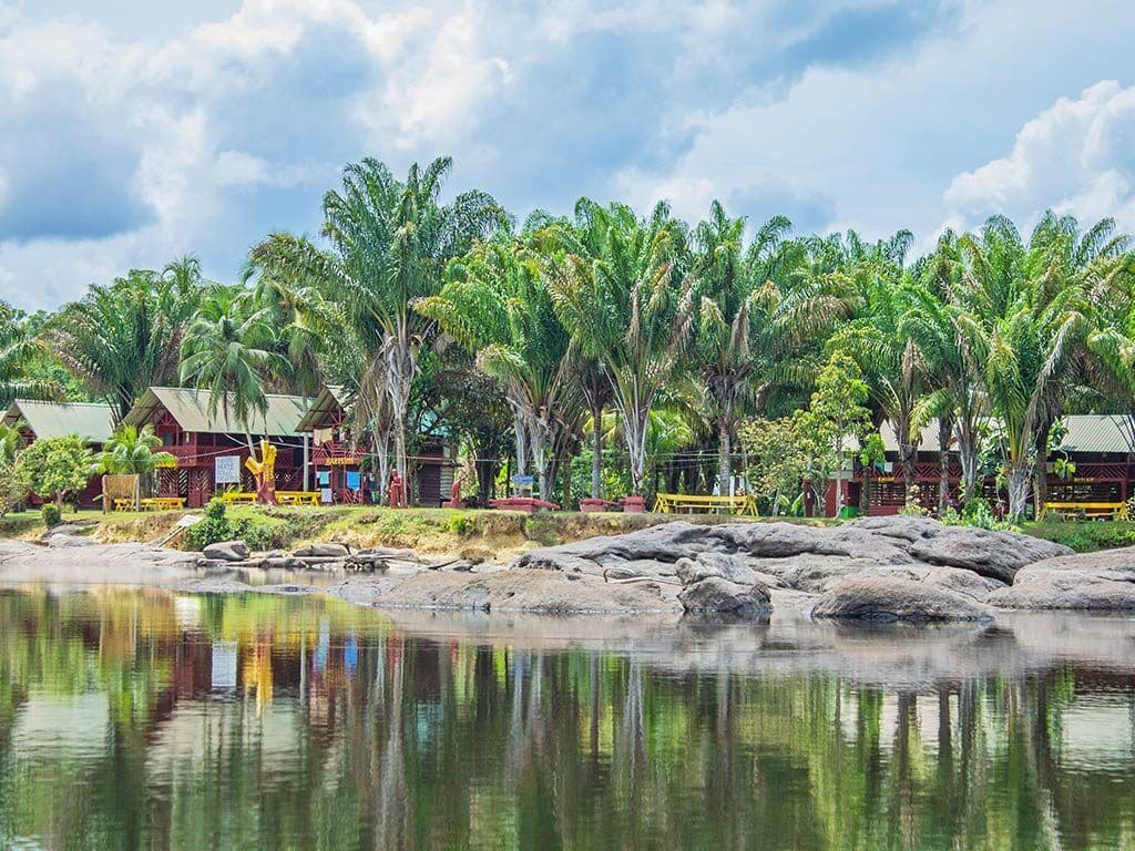 Surinam Vizesi